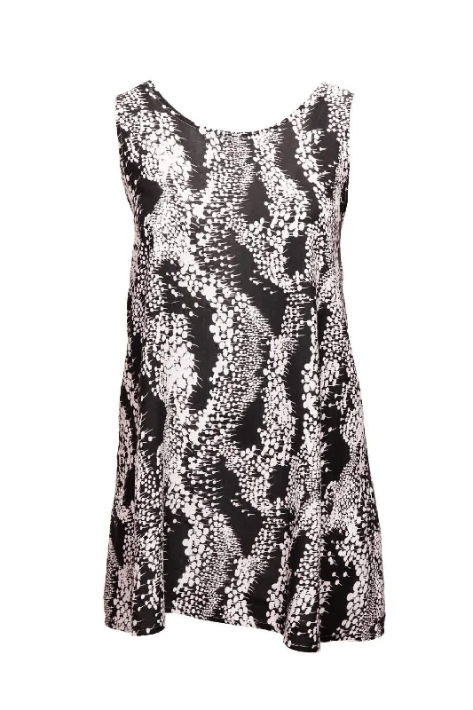 A-line Sun Dress - Black & White Plus size unclassified dresses