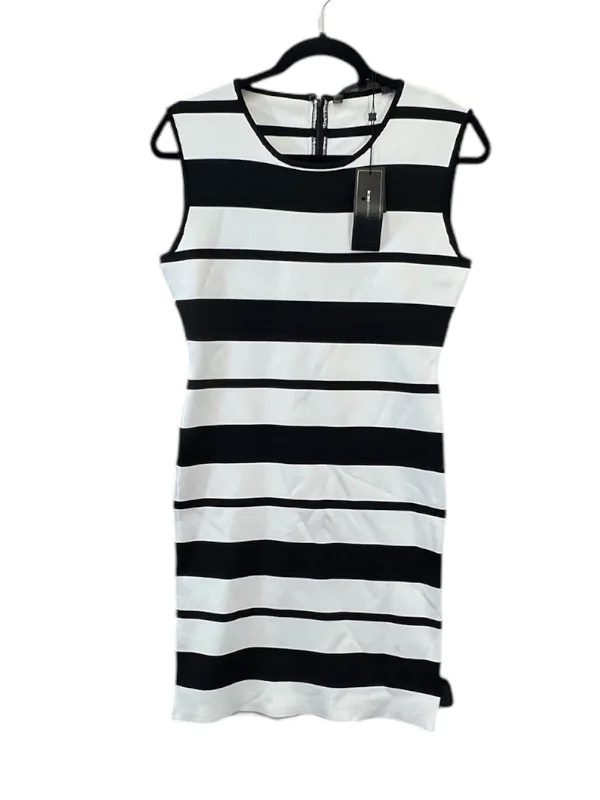 Dress Designer By Bcbgmaxazria In Black & White, Size: L Dark color unclassified dresses