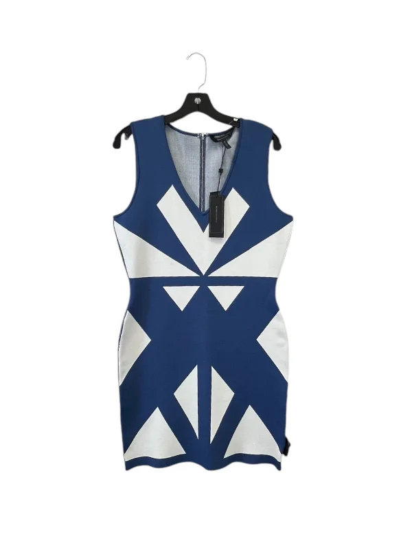 Dress Designer By Bcbgmaxazria In Blue & White, Size: L Beach unclassified dresses