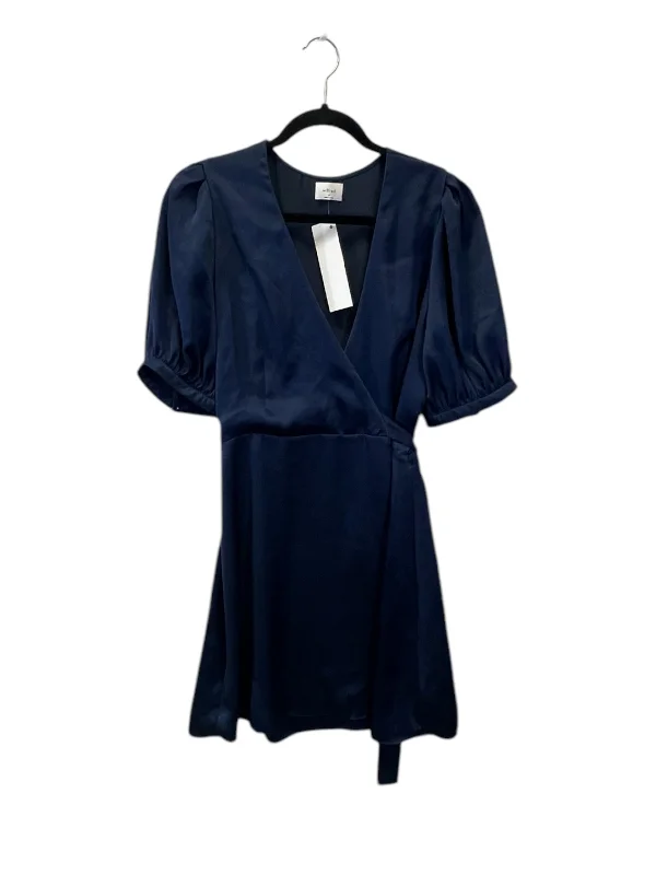 Dress Designer By Wilfred In Navy, Size: M Color block unclassified dresses