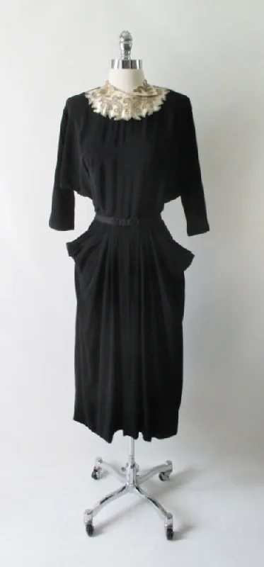 Vintage 40's Beaded White Satin Collar Black Rayon Dress L Smocked unclassified dresses